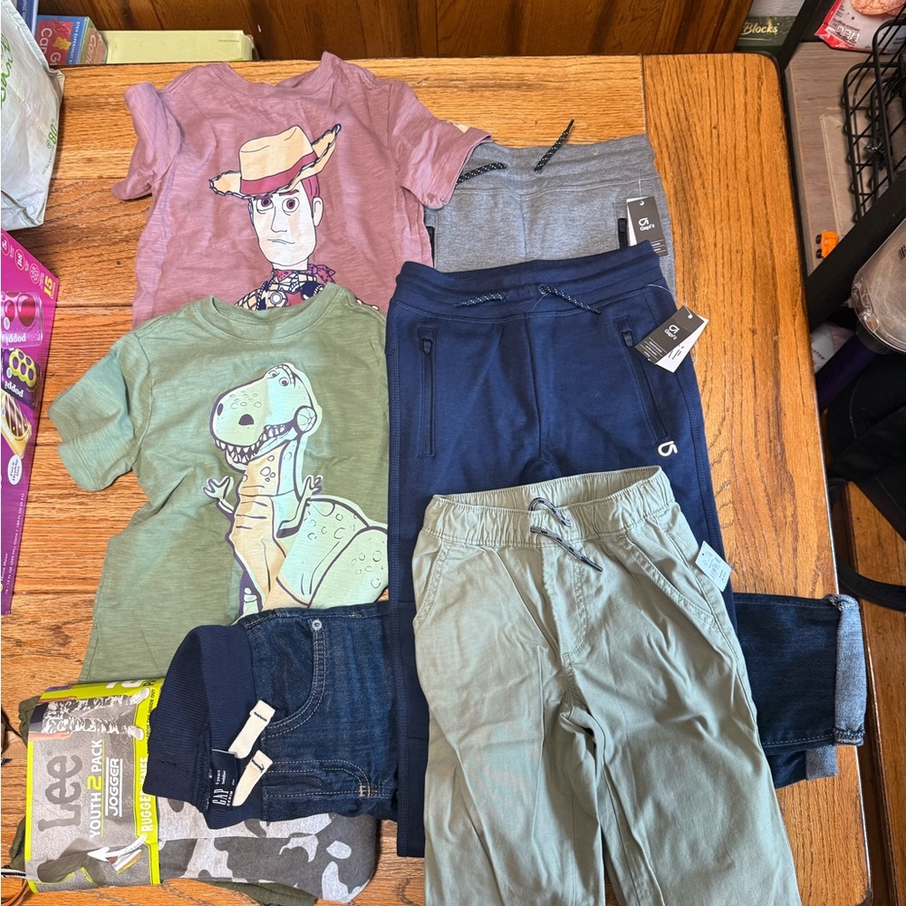 Huge lots boys gap 5 tees pants joggers